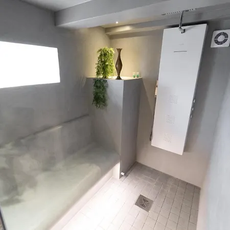 Unique 3 Floor Apartment. Garden, Great Location! Διαμέρισμα Ταλίν