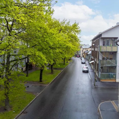 Unique 3 Floor Apartment. Garden, Great Location! Lejlighed Tallinn